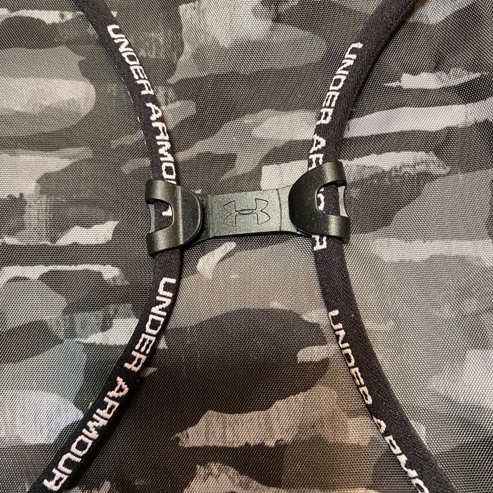 UNDER ARMOUR drawstring backpack - Picture 3 of 7